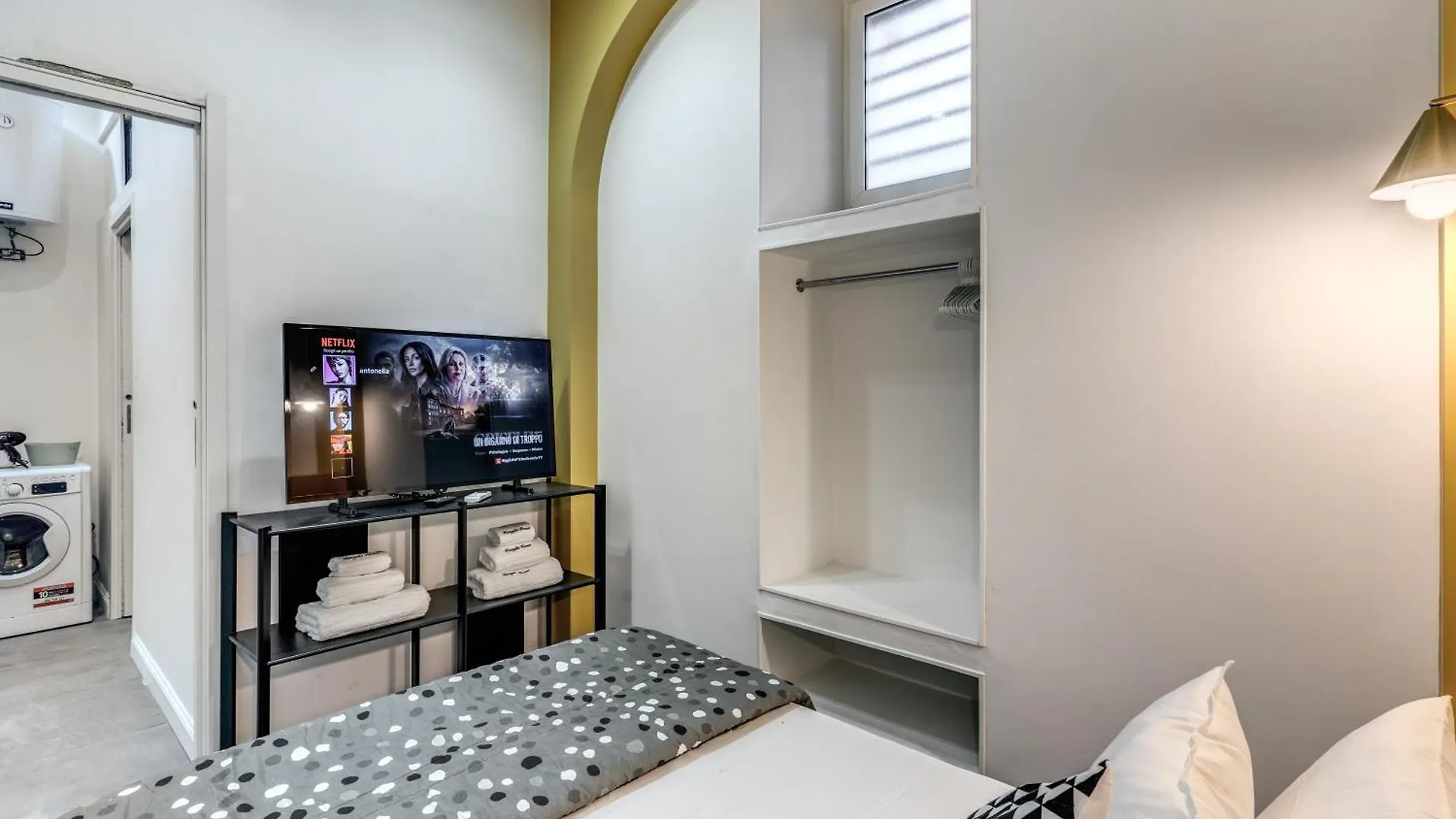 Casa Kamilla Napoli Apartment  Naples