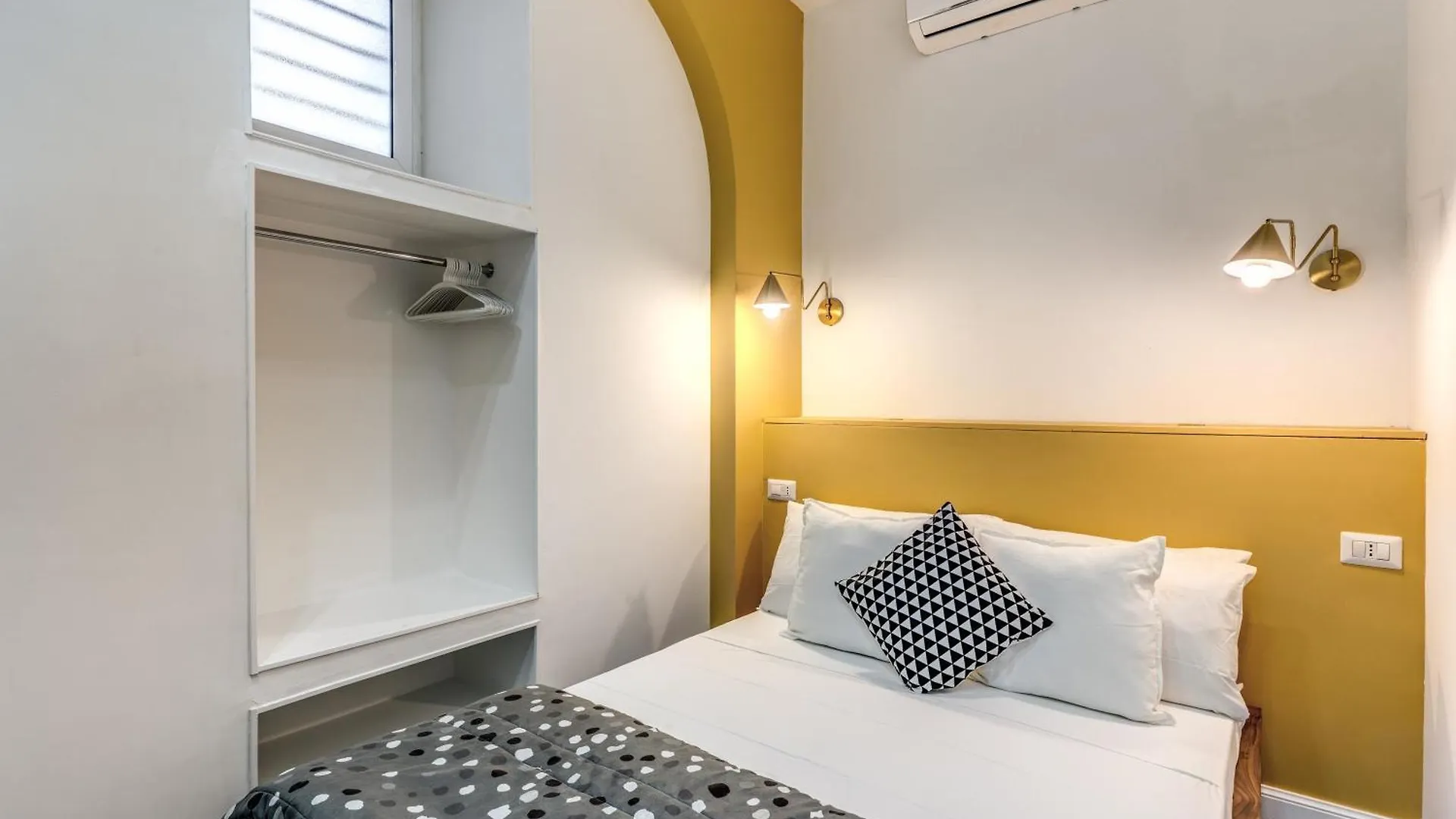Casa Kamilla Napoli Apartment Italy